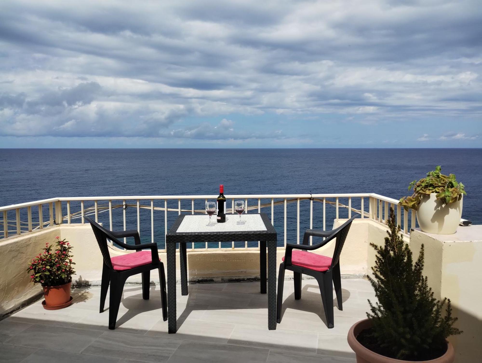 Poseidons Seaview Penthouse Appartement Marsalforn Buitenkant foto